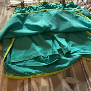 Golf or running skirt (skort)